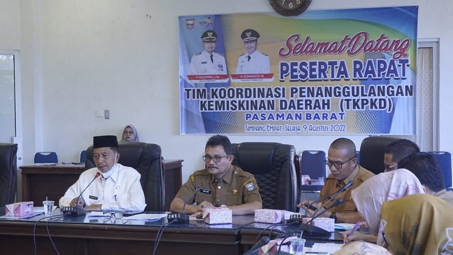 Pemkab Pasbar Gelar Rapat Koordinasi Penanggulangan Kemiskinan Daerah