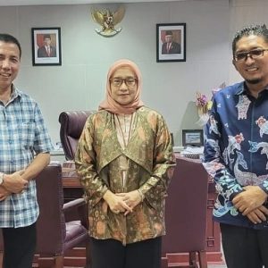 Terbang ke Jakarta, Wako Hendri Septa Perjuangkan Nasib Pegawai Honorer