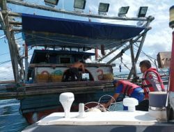 Ciptakan Sitkamtibmas di Wilayah Perairan Laut Padang Pariaman Satpolair Polres Padang Pariaman Lakukan Patroli