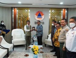 Dalam Audiensi Wako Hendri Septa, Kepala BNPB Letjen TNI Suharyanto Siap Fasilitasi Bantuan Tanggap Darurat