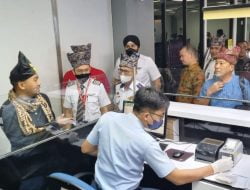 Wakil Gubernur Sumbar dan Kakanwil Kemenkumham Sumbar Pantau Pelayanan Keimigrasian pada Penerbangan Internasional Perdana di BIM