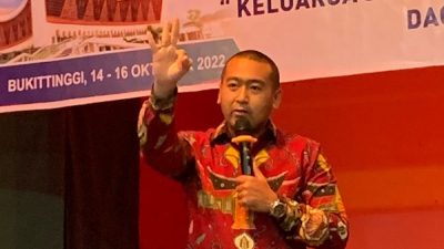 Lindungi Konsumen, Wagub Sumbar Buka Pelatihan Juru Sembelih Halal