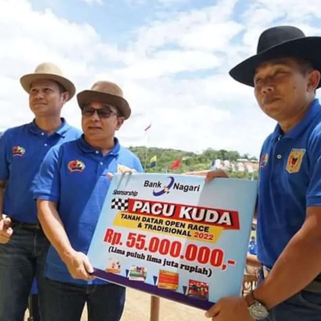 Pacu Kuda Tanah Datar Open Race & Tradisional 2022 Resmi Dibuka Bupati, 46 Ekor Kuda Kembali Berpacu
