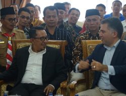 Bupati Tanah Datar dan Masyarakat Lakukan Audiensi Dengan Investor Asal Turki