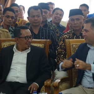 Bupati Tanah Datar dan Masyarakat Lakukan Audiensi Dengan Investor Asal Turki