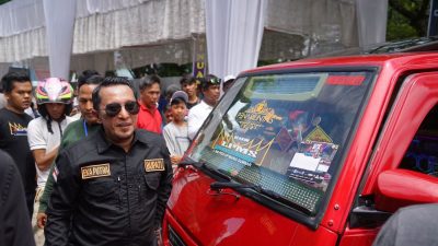 Ratusan Mobil Modifikasi Hadir di Kota Batusangkar
