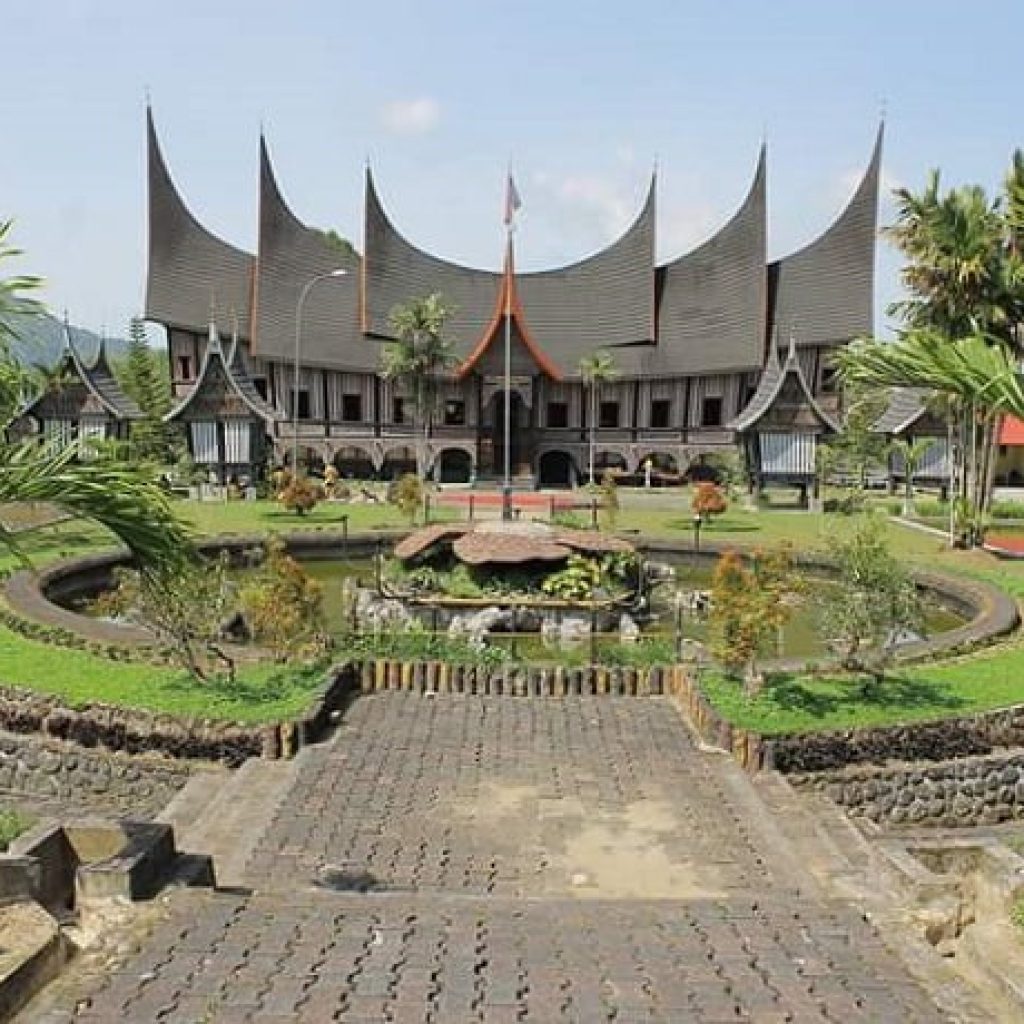 Pusat Dokumentasi dan Informasi Kebudayaan Minangkabau (PDIKM) Kembali Dapatkan Sertifikasi SNI CHSE