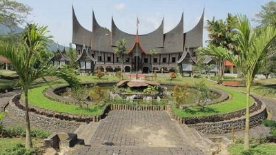 Pusat Dokumentasi dan Informasi Kebudayaan Minangkabau (PDIKM) Kembali Dapatkan Sertifikasi SNI CHSE