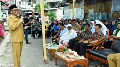 Usaha Mikro Kerupuk Jariang Rajo-Rajo di Padang Diresmikan Wako Hendri Septa