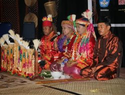 Makna Filosofis Tutup Kepala (Tengkuluk) Wanita Suku kerinci