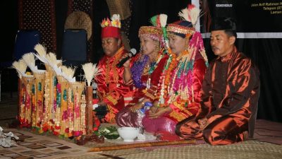 Makna Filosofis Tutup Kepala (Tengkuluk) Wanita Suku kerinci