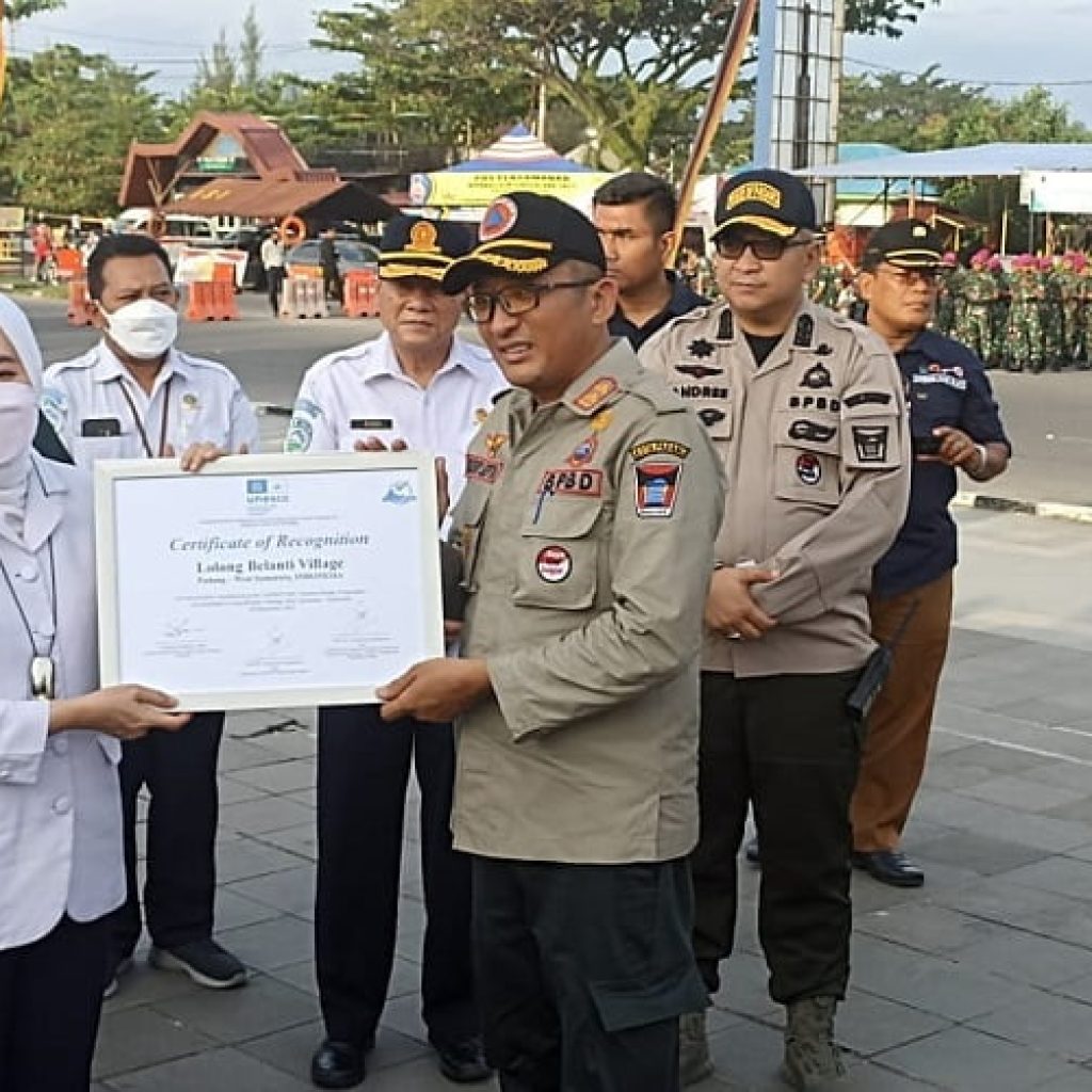 Akui Padang Siaga Tsunami, IOC-UNESCO menyerahkan Sertifikat Pengakuan kepada Pemko Padang