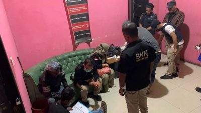 BNNK Pasaman Barat Razia di Tempat Hiburan Malam Serta Pelaksanaan Tes Urine