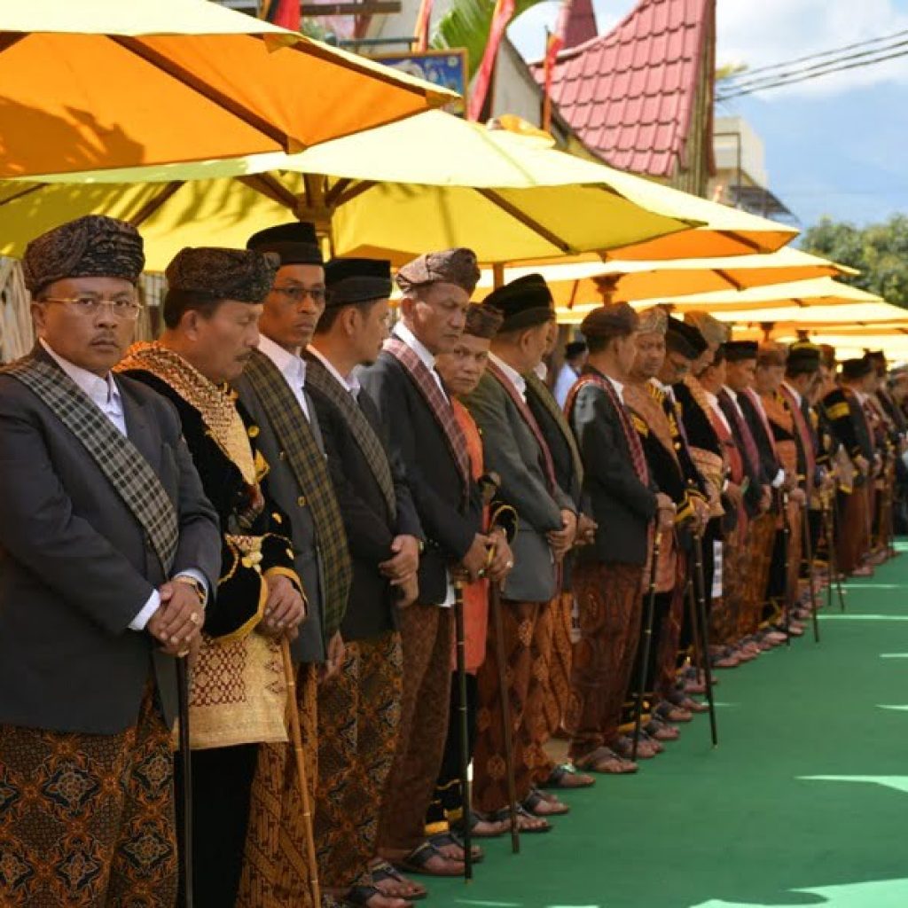 Bupati Agam Hadiri Alek Batagak Panghulu se-Nagari Kubang Putiah
