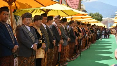 Bupati Agam Hadiri Alek Batagak Panghulu se-Nagari Kubang Putiah