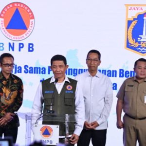 Cuaca Ekstrem dan Antisipasi Potensi Bencana Wilayah Jakarta, Kepala BNPB dan Pj. Gubernur DKI Koordinasi Mitigasi dan Kesiapsiagaan