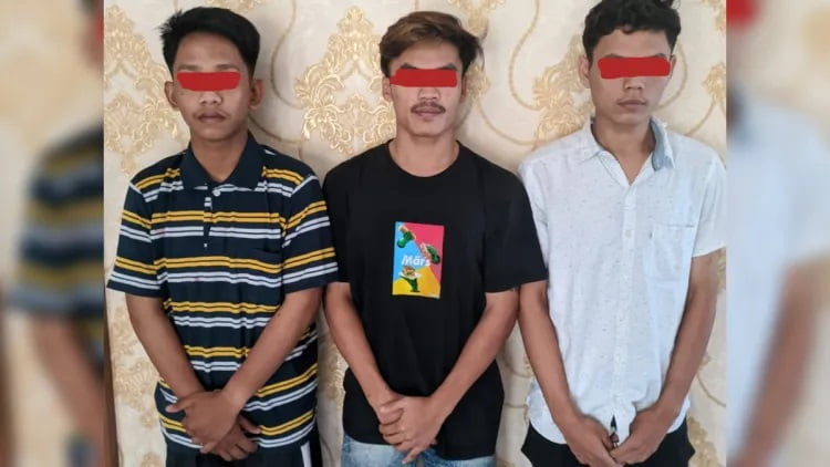 Tiga Tersangka Membacok Warga yang Mengusir Gerombolan Tawuran Berhasil diamankan Unit Reskrim Polsek Koto Tangah