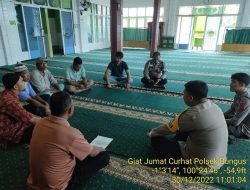 Jumat Curhat Polsek Bungus, Panit II Reskrim, Kanit Provos dan Anggota Bhabinkamtibmas Datangi Dan Dengar Keluhan Warga di Mesjid Syarif Cindakir