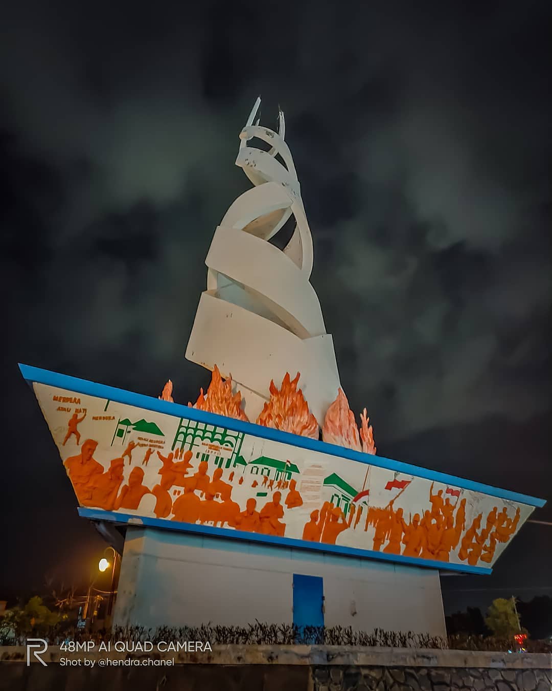 Mengenal Tugu Tigo Tungku Sajarangan atau Tugu Simpang Haru Kota Padang - gambar 3