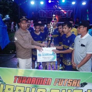 Wakil Bupati Risnawanto Menutup Turnamen Futsal Kampung Lambah IPPKA CUP II