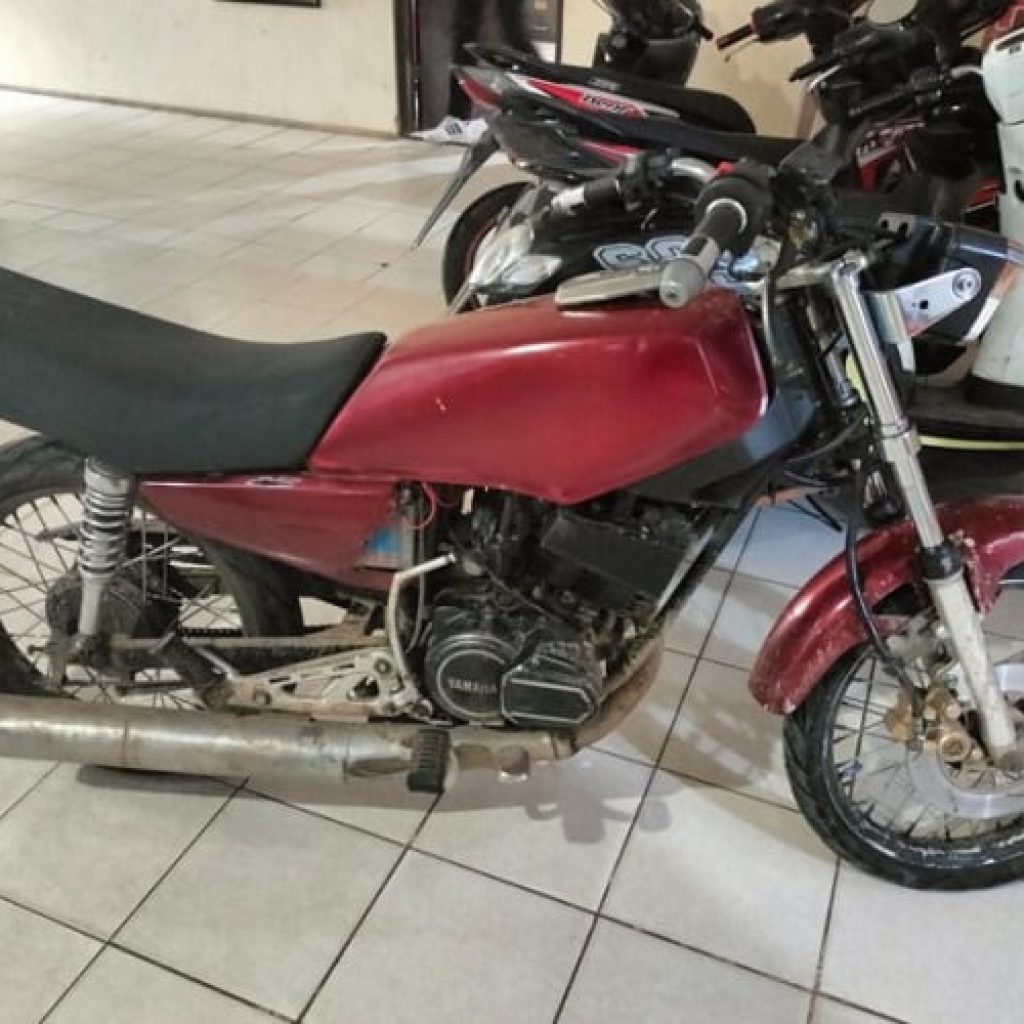 Curi Motor Majikan, Pegawai Kios Pakan Ternak Ditangkap Polisi - salingka media