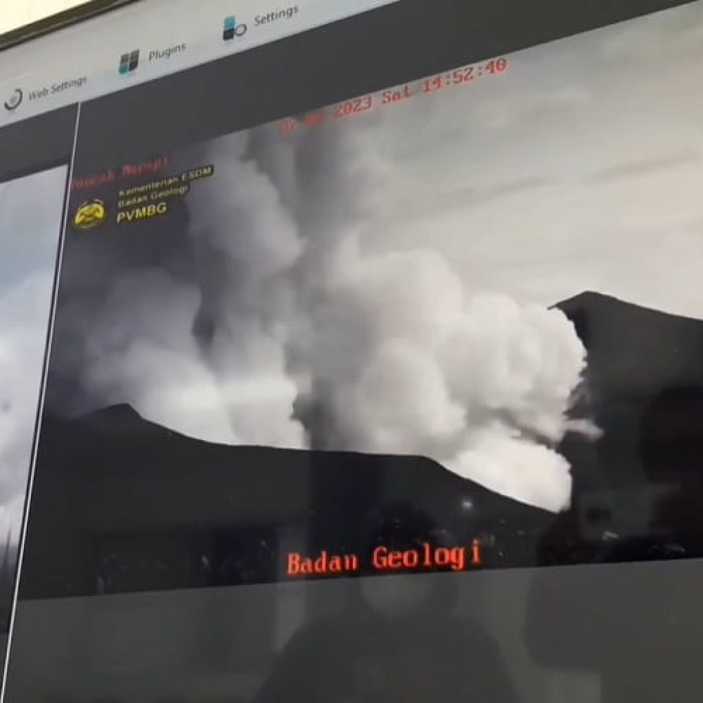 Goresan Seismograf Terkait Erupsinya Gunung Marapi Sumbar