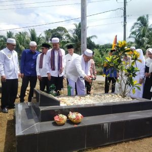 Jelang HUT Pasbar ke-19, Pemerintah Daerah Ziarah ke Makam Kepala Daerah dan Ulama Pasbar