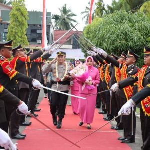 Kegiatan Pisah Sambut Kapolres Pasaman Barat Berlangsung Haru