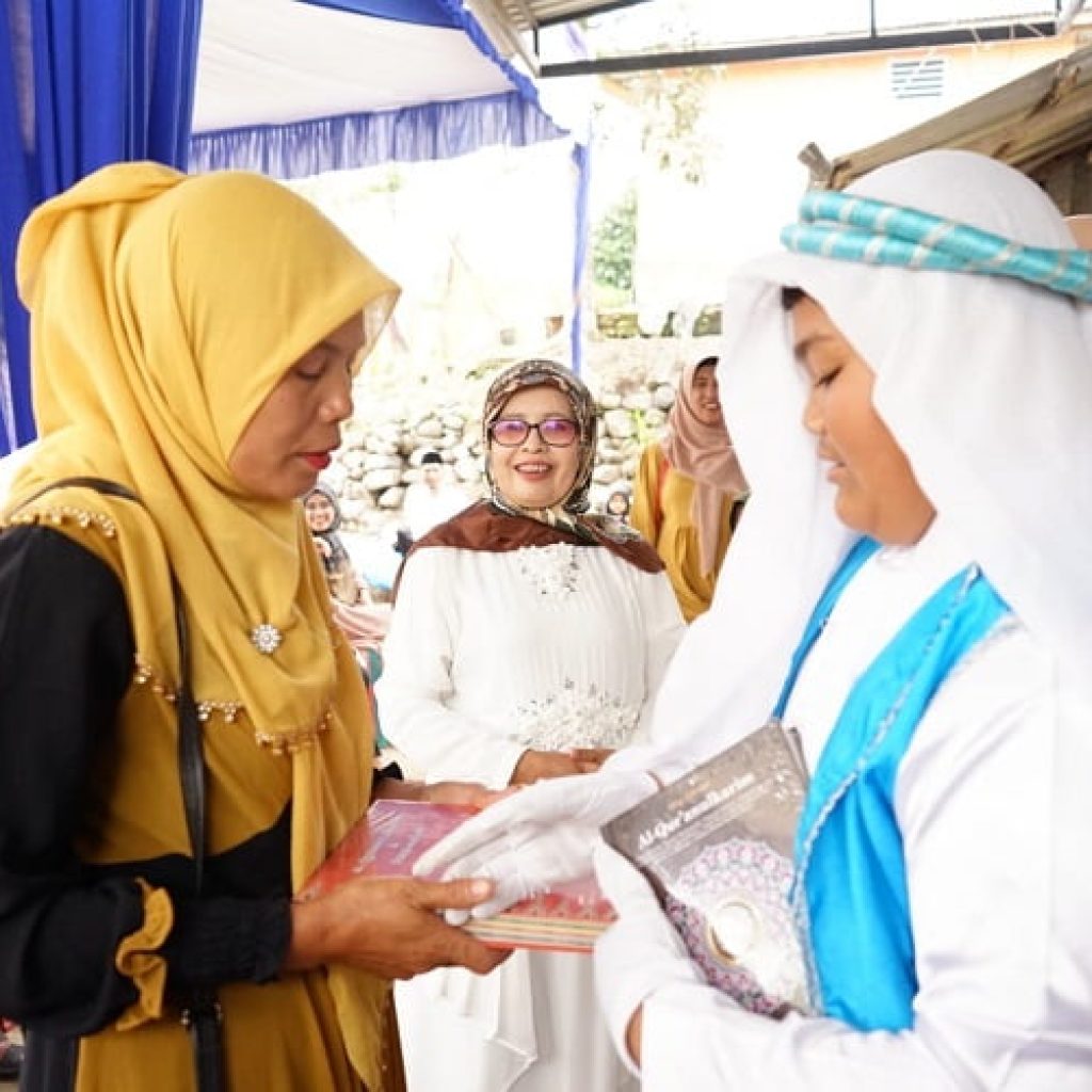 Khatam Al quran Bukan Berhenti Baca Alquran