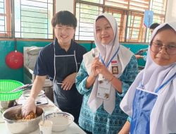 Pelajar Seoul Technical High School Korea Selatan Terkesan dengan Padang Panjang