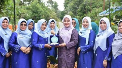 TP PKK Kabupaten Agam Studi Tiru ke TP PKK Kabupaten Tanah Datar