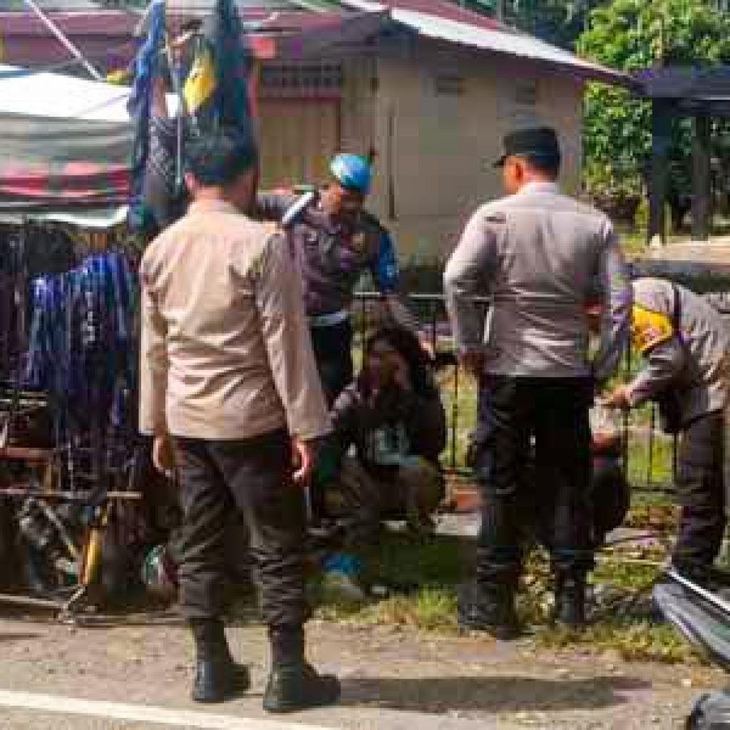 Tindaklanjuti Keluhan Warga, Anak Punk dengan Vespa Dibubarkan Polsek Sutera Karena Bikin Kemacetan