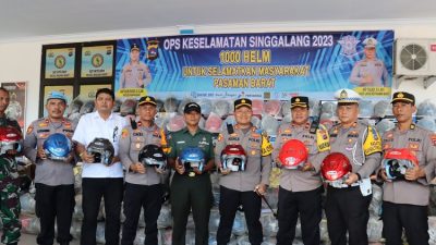 1000 Helm Dibagikan Polres Pasaman Barat Dalam Operasi Patuh Singgalang 2023