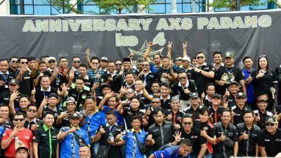 4 Tahun, Anniversary Komunitas Avanza Xenia Solution Padang di Lapangan Kantor Balaikota Padang