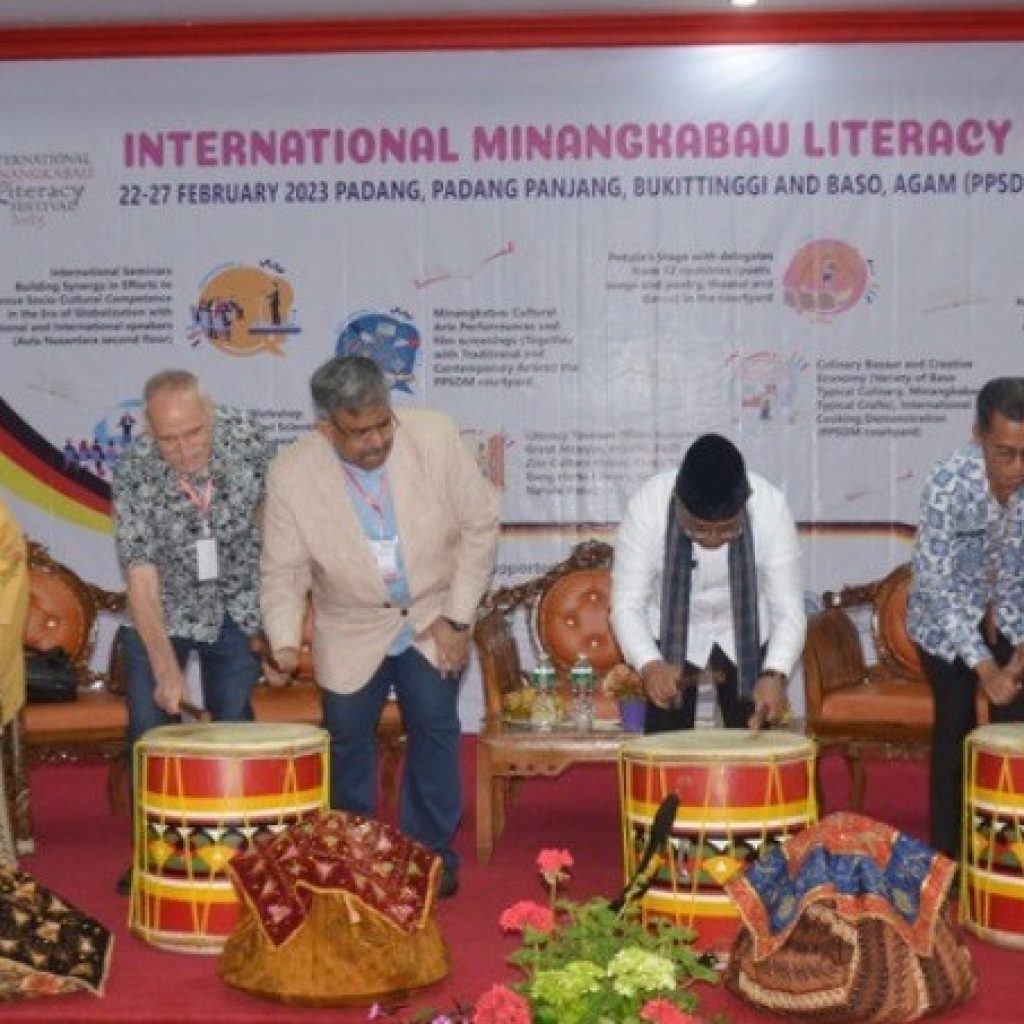 International Minangkabau Literacy Festival (IMLF), di aula PPSDM Kemendagri Regional Bukittinggi