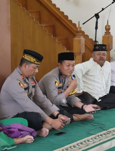Kapolres Pasaman Barat Kembali Menerima Curhatan Masyarakat di Nagari Ujung Gading