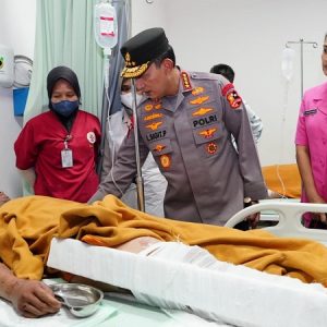 Kapolri Pastikan Penanganan Maksimal Kapolda Jambi dan Rombongan di RS Bhayangkara