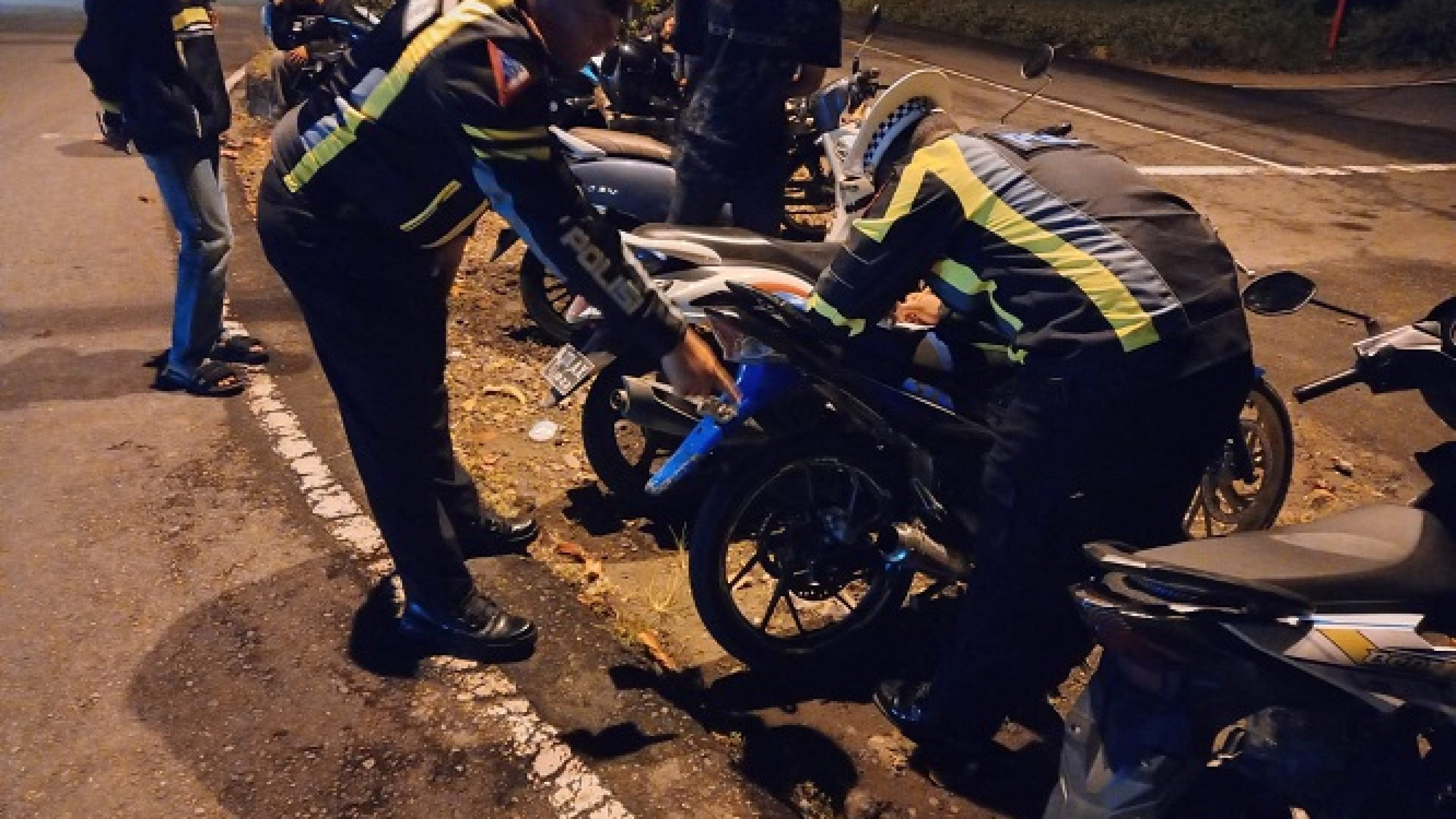 Operasi Keselamatan Singgalang 2023; Polres Pasaman Barat Lakukan Penertiban Pelanggaran Knalpot Brong Dan Antisipasi Balap Liar