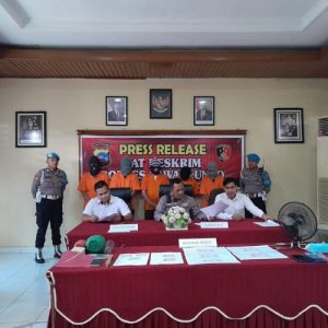 Kasus Tindak Pidana Pemalsuan SIM dan Kasus Pencurian, Kapolres Sawahlunto Gelar Konferensi Pers