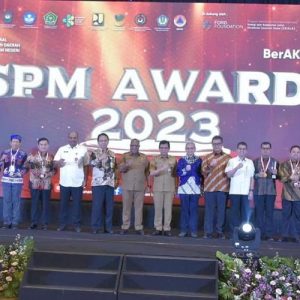 Pemko Padang Meraih Juara 3 kategori Kota Berkinerja Terbaik Pelaksanaan Penerapan SPM Tahun Anggaran 2022