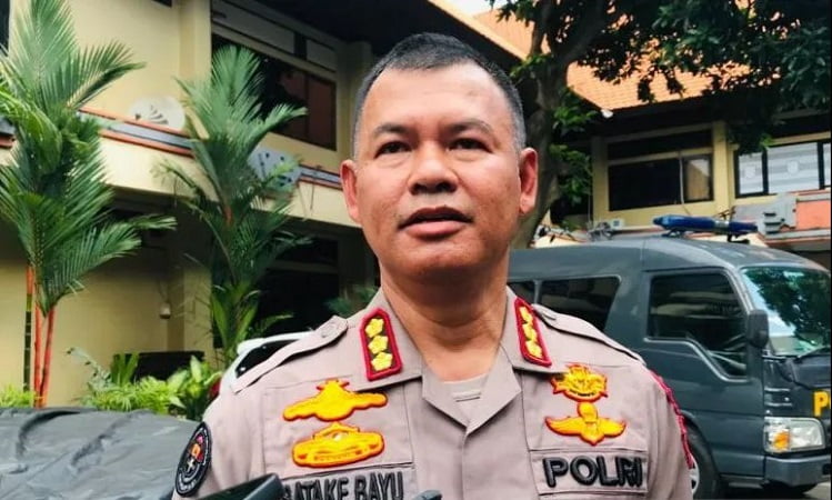 Polisi Tetapkan WN Ukraina jadi Tersangka Kepemilikan KTP Palsu Polisi Tetapkan WN Ukraina jadi Tersangka Kepemilikan KTP Palsu