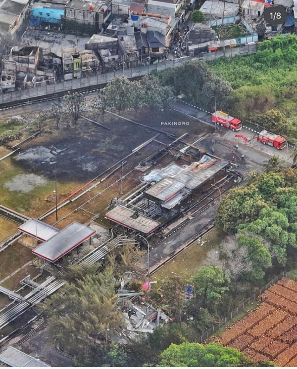 Polri Bantu Tangani Kebakaran Depo Pertamina Plumpang: Identifikasi Korban hingga Usut Penyebabnya Polri Bantu Tangani Kebakaran Depo Pertamina Plumpang: Identifikasi Korban hingga Usut Penyebabnya