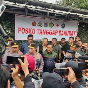 Polri Olah TKP Kebakaran Depo Pertamina Plumpang
