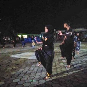 SDN 11 Padang Panjang Barat Kembangkan Kesenian Randai Melalui Ekstrakurikuler