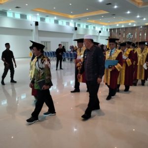 Bupati Hamsuardi Hadiri Sidang Pengukuhan Guru Besar UIN Imam Bonjol Asal Pasaman Barat di Padang