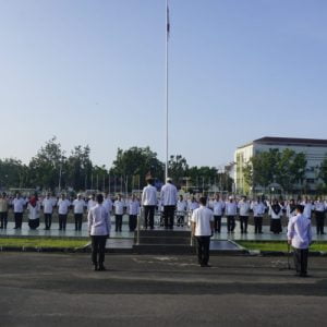 Bupati dan Wakil Bupati Pasbar Berikan Reward Kepada 11 ASN Khatam Al-Qur’an di Bulan Ramadhan 1444 H/ 2023 M