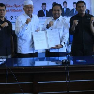 Pemkab Pasbar Tandatangani BAST dan Naskah Hibah Barang Milik Negara dari Kementerian PUPR