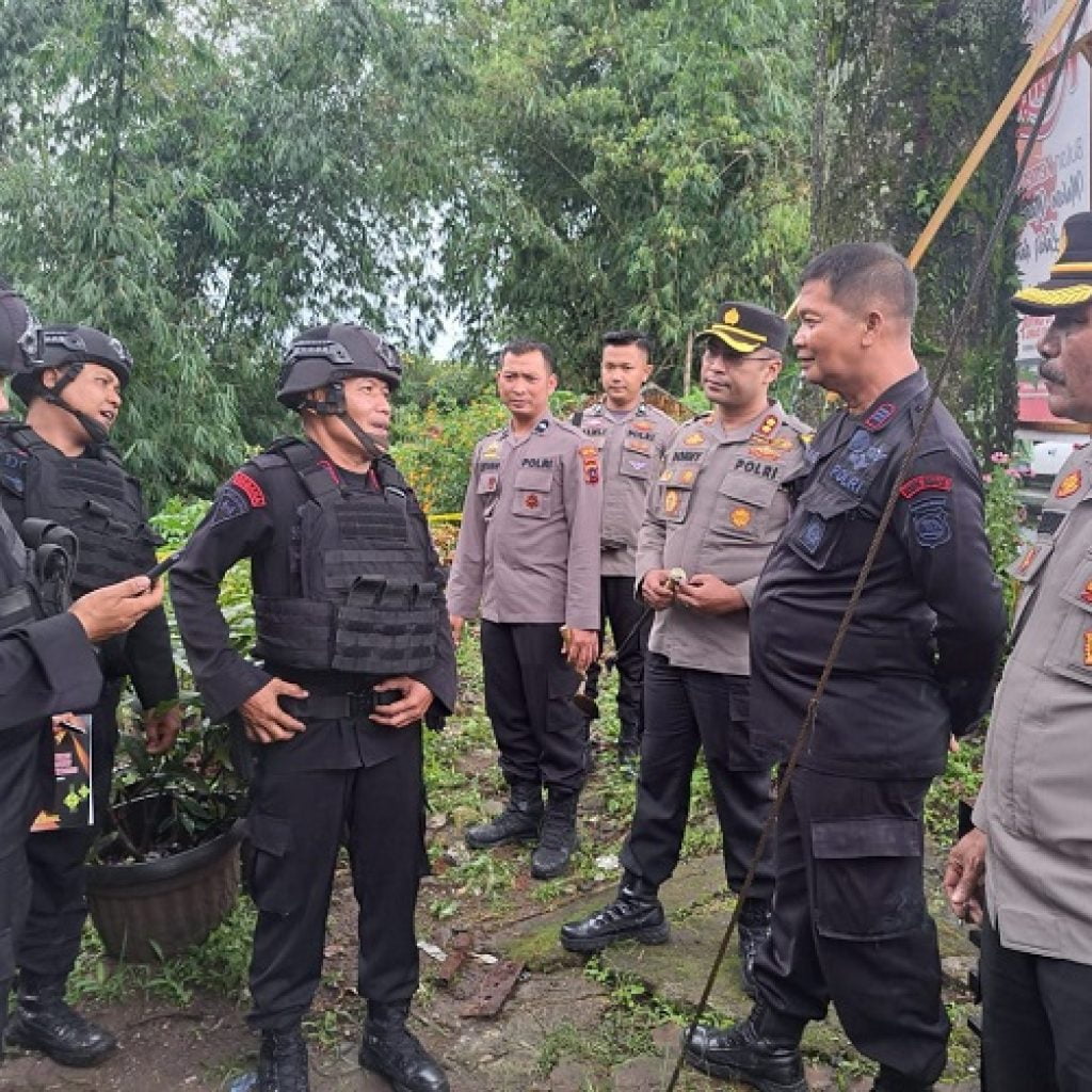 Penemuan Granat Nanas dan Sekotak Amunisi Peluru Aktif di Silaing Atas