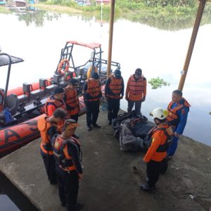 Dua Unit Kapal Nelayan Tenggelam Di Laut Mandiangin Pasaman Barat, Satu Orang Korban Belum Ditemukan