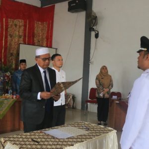 Bupati Hamsuardi Lantik dan Serah Terima Jabatan Pj Wali Nagari Rabi Jonggor dari Niswan Adil Lubis Kepada Abna Mufid
